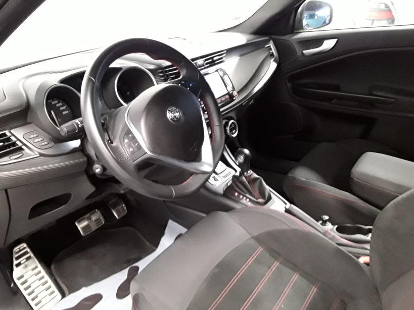 ALFA ROMEO GIULIETTA SERIE 2 2018 - Photo n°5