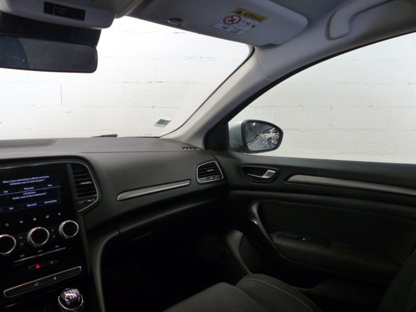RENAULT MEGANE IV ESTATE 2020 - Photo n°9