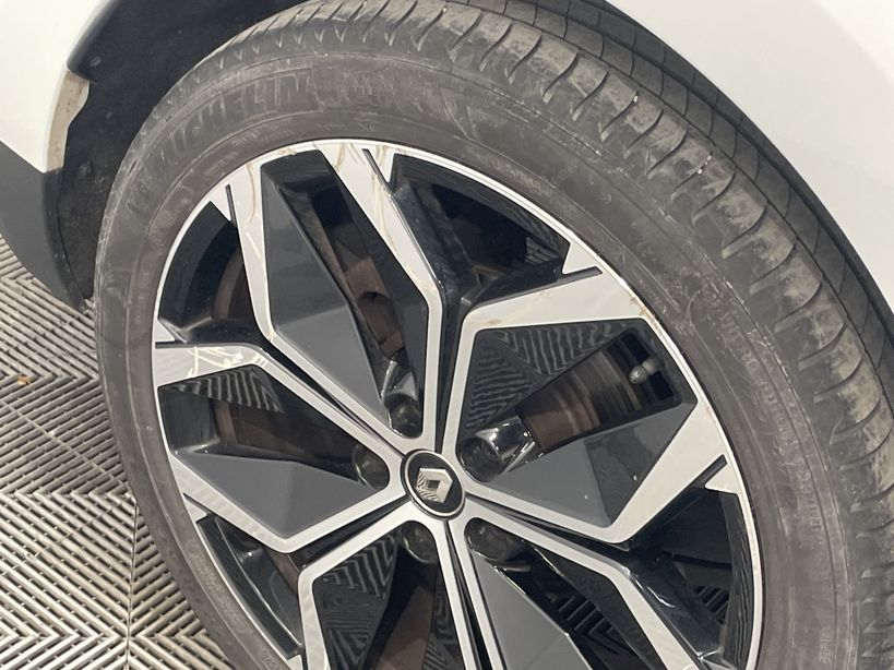 RENAULT GRAND SCENIC IV 2023 - Photo n°9