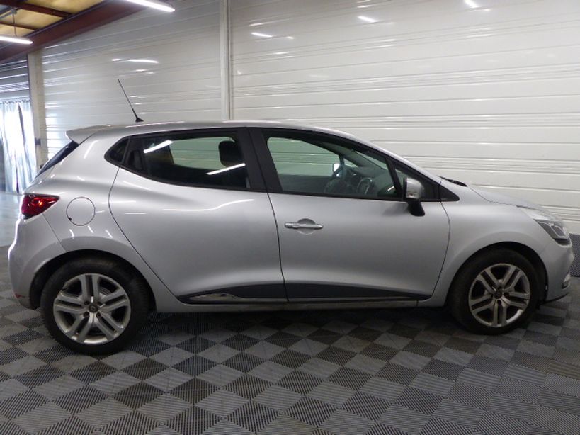 RENAULT CLIO IV BUSINESS 2019 - Photo n°17