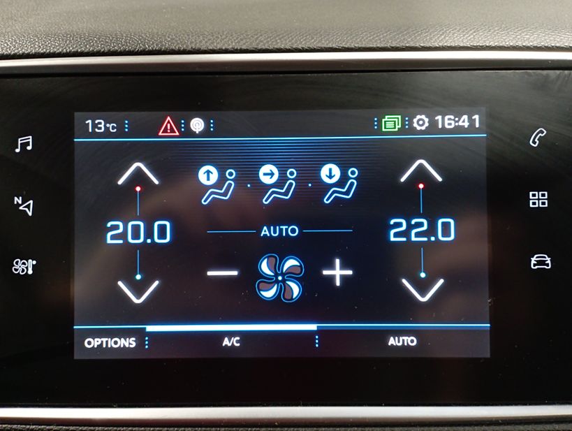 PEUGEOT 308 2020 - Photo n°20