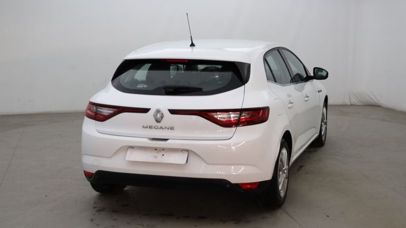 RENAULT MEGANE IV BERLINE BUSINESS 2017 - Photo n°5