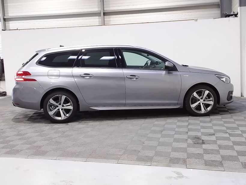 PEUGEOT 308 SW 2021 - Photo n°7