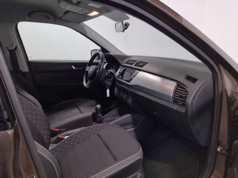 SKODA FABIA 2019 - Photo n°8