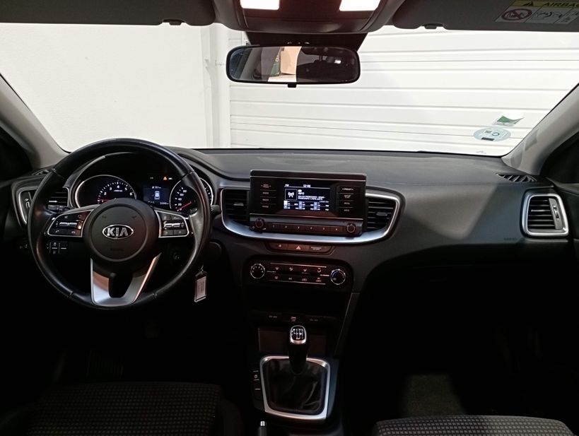 KIA CEED SW 2020 - Photo n°15