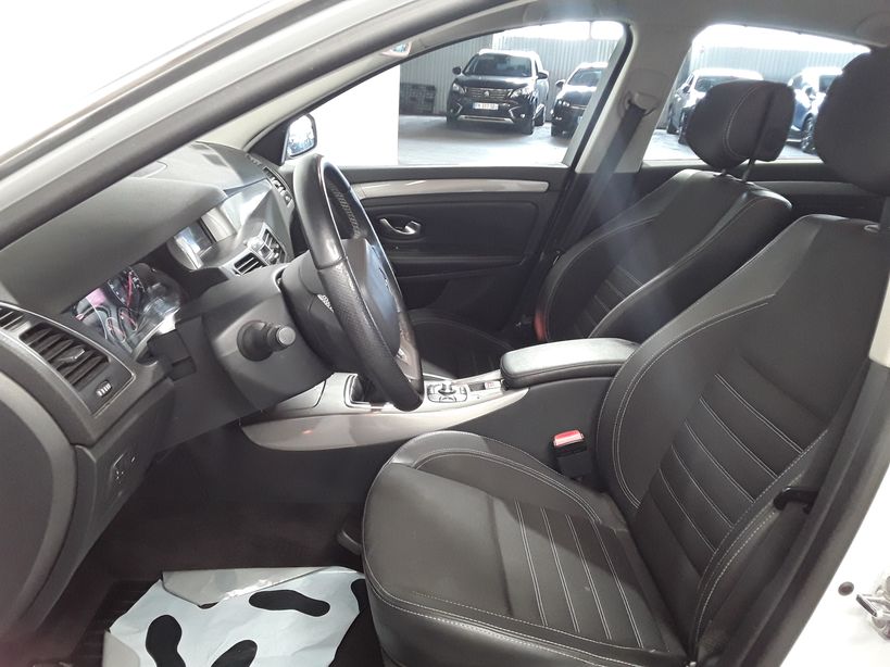 RENAULT LAGUNA 2014 - Photo n°11