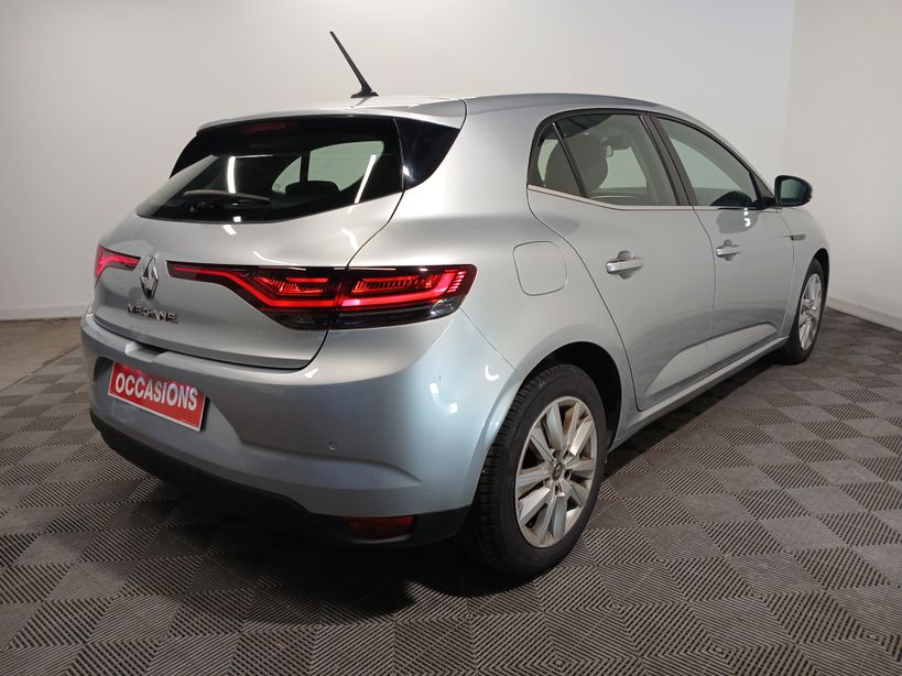 RENAULT MEGANE IV BERLINE 2021 - Photo n°5