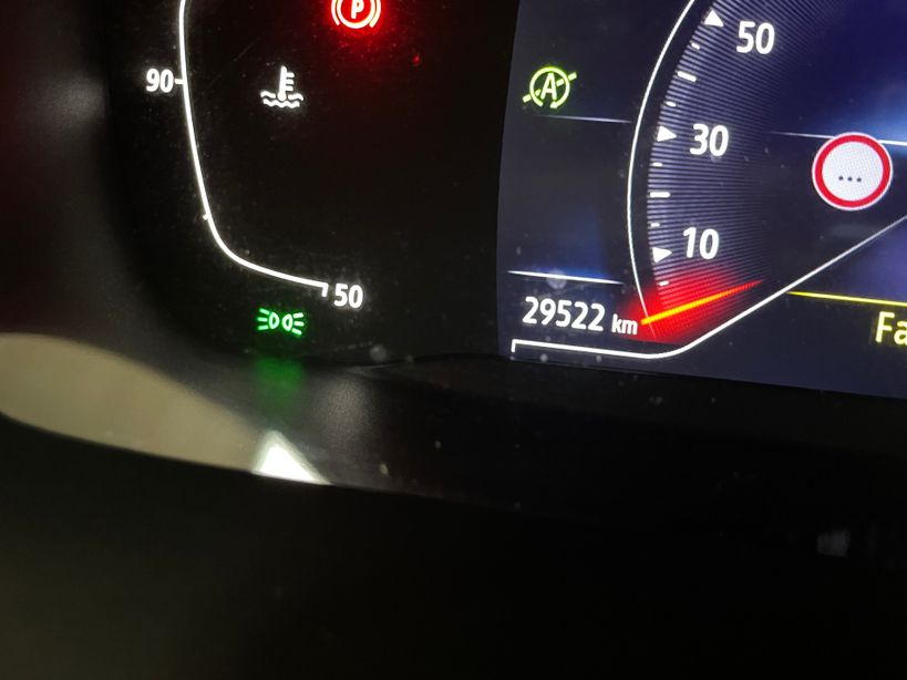 RENAULT MEGANE IV BERLINE 2021 - Photo n°33