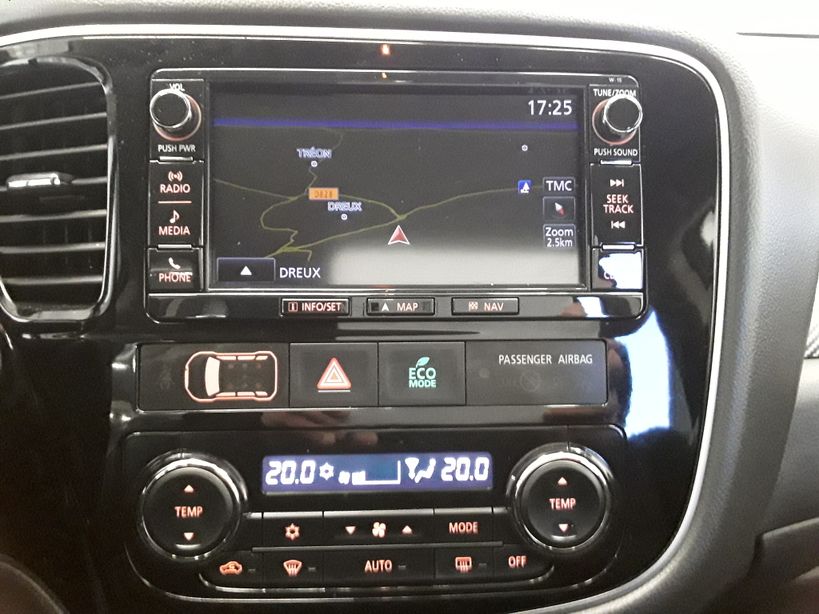 MITSUBISHI OUTLANDER 2016 - Photo n°13