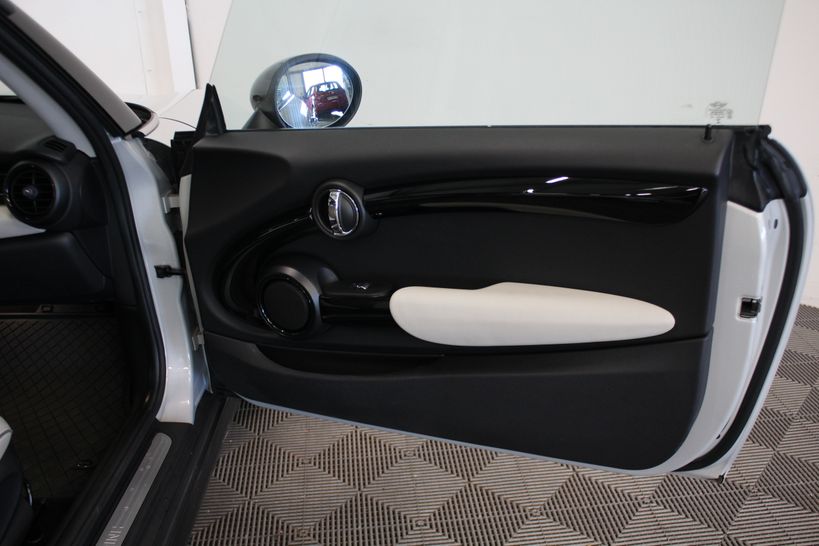 MINI MINI F56 2014 - Photo n°34