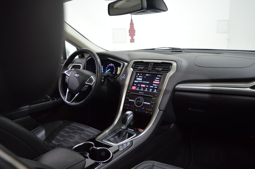 FORD MONDEO VIGNALE 2017 - Photo n°8