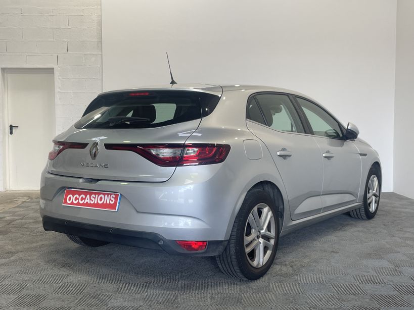 RENAULT MEGANE IV BERLINE BUSINESS 2020 - Photo n°4