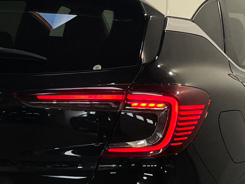 RENAULT CAPTUR 2023 - Photo n°8