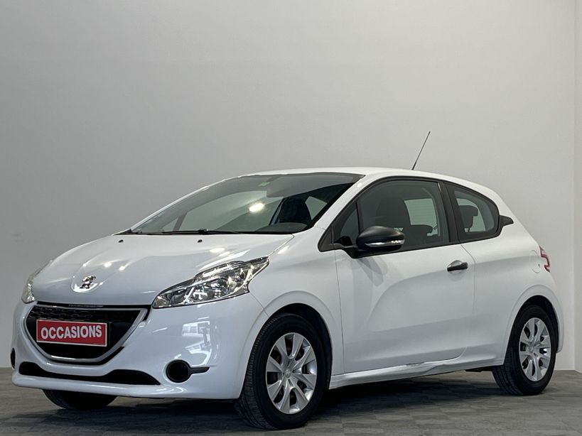 PEUGEOT 208 2013 - Photo n°1
