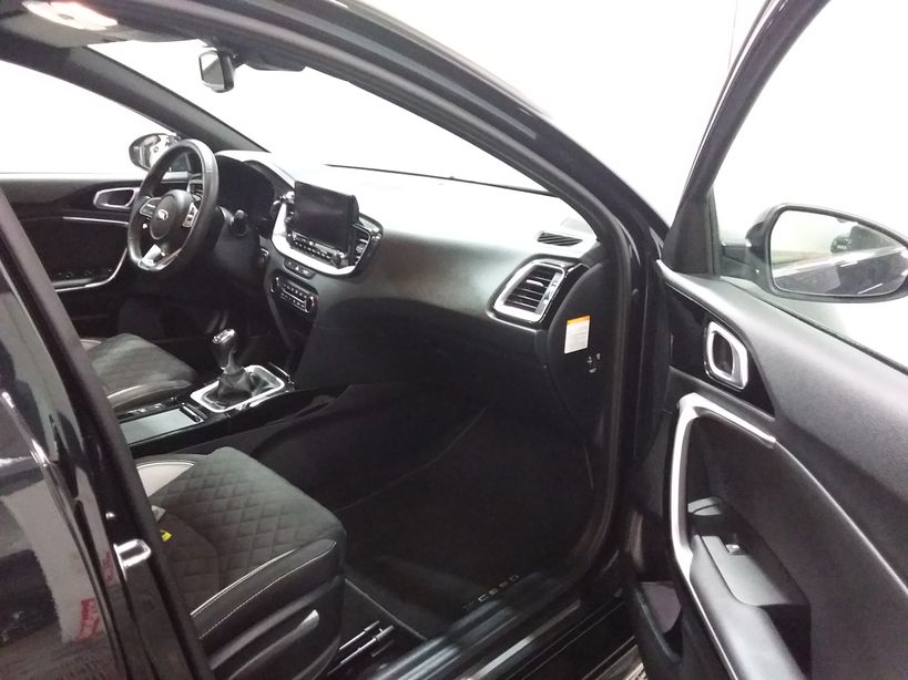 KIA CEED 2021 - Photo n°7