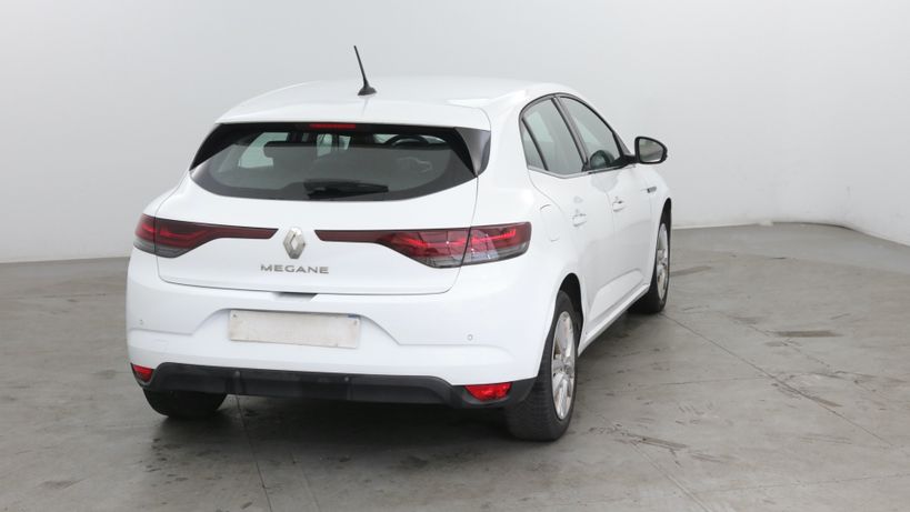 RENAULT MEGANE IV BERLINE 2021 - Photo n°5