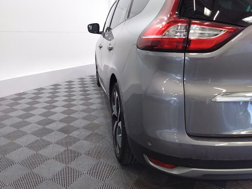 RENAULT GRAND SCENIC IV 2020 - Photo n°14