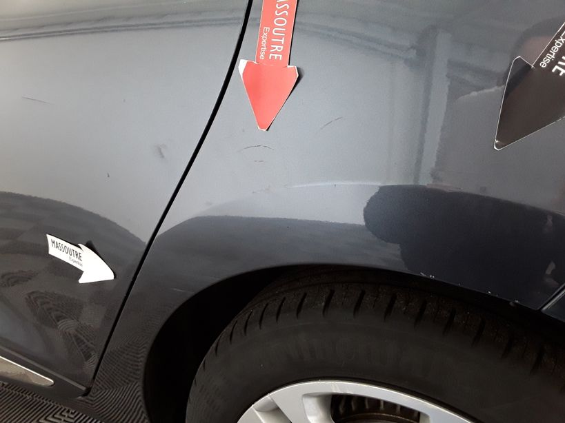 RENAULT CLIO IV ESTATE 2017 - Photo n°9