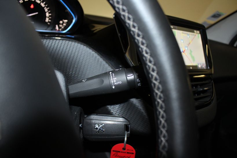 PEUGEOT 2008 2015 - Photo n°22