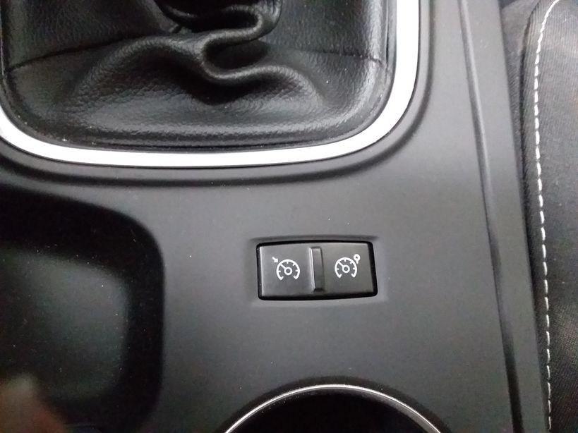 RENAULT MEGANE IV ESTATE 2019 - Photo n°26