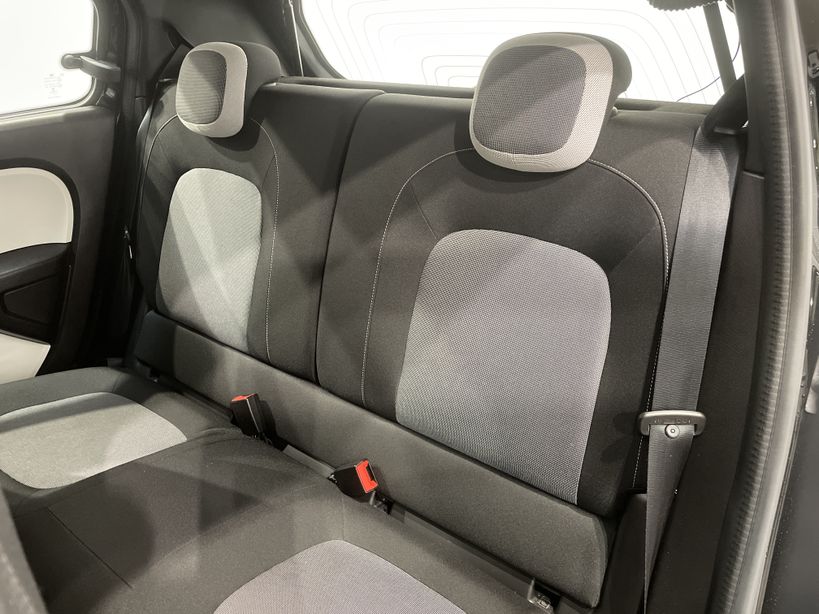 RENAULT TWINGO III 2021 - Photo n°33