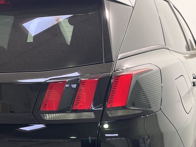 PEUGEOT 3008 2023 - Photo n°8