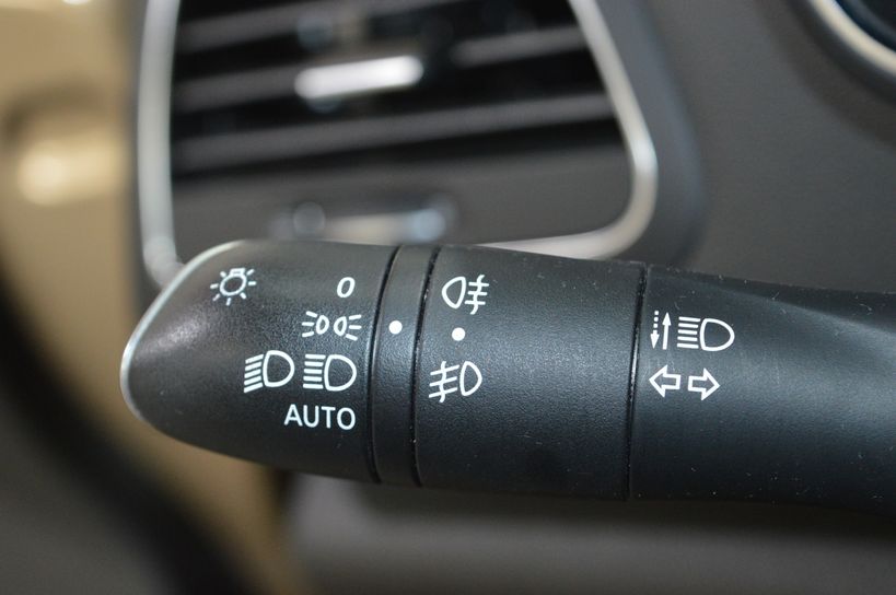 RENAULT MEGANE IV ESTATE 2019 - Photo n°27
