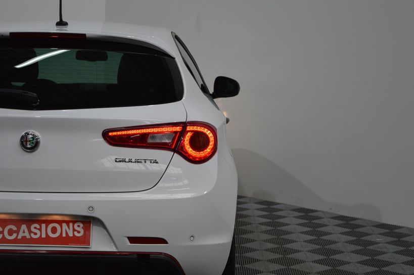 ALFA ROMEO GIULIETTA SERIE 2 2016 - Photo n°30