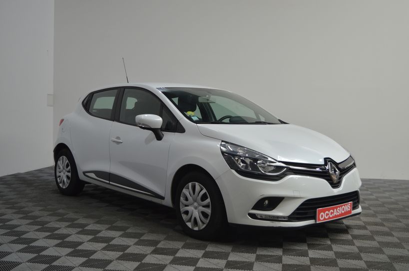 RENAULT CLIO IV 2019 - Photo n°2