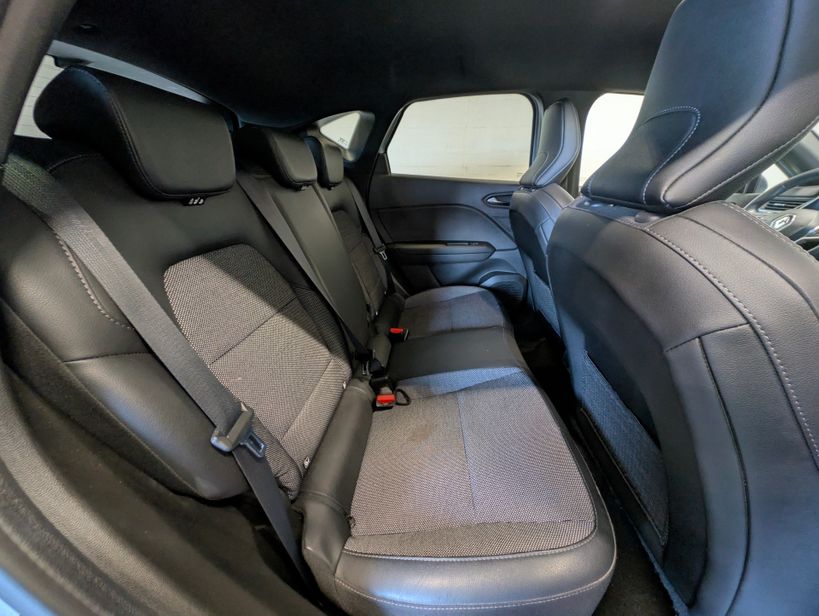 RENAULT CAPTUR 2022 - Photo n°20