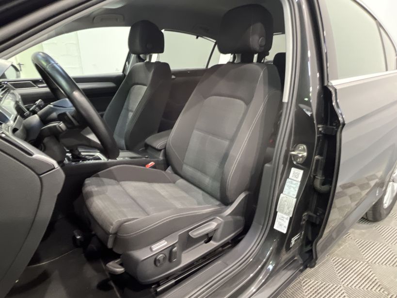 VOLKSWAGEN PASSAT BUSINESS 2019 - Photo n°9