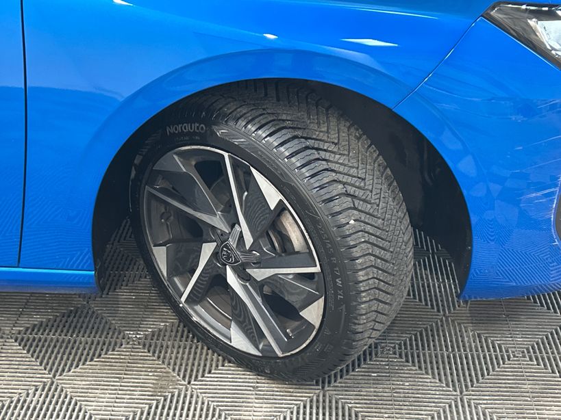 PEUGEOT 308 2023 - Photo n°6