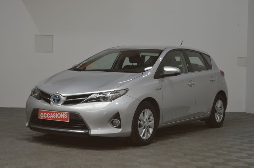 TOYOTA AURIS BUSINESS 2014 - Photo n°1