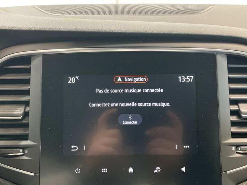 RENAULT MEGANE IV BERLINE 2022 - Photo n°18