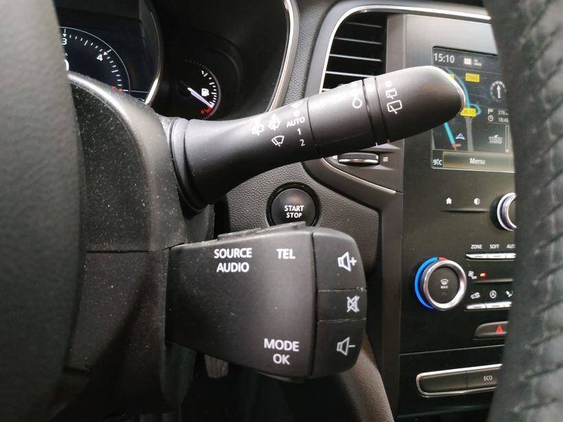RENAULT MEGANE IV BERLINE BUSINESS 2019 - Photo n°24