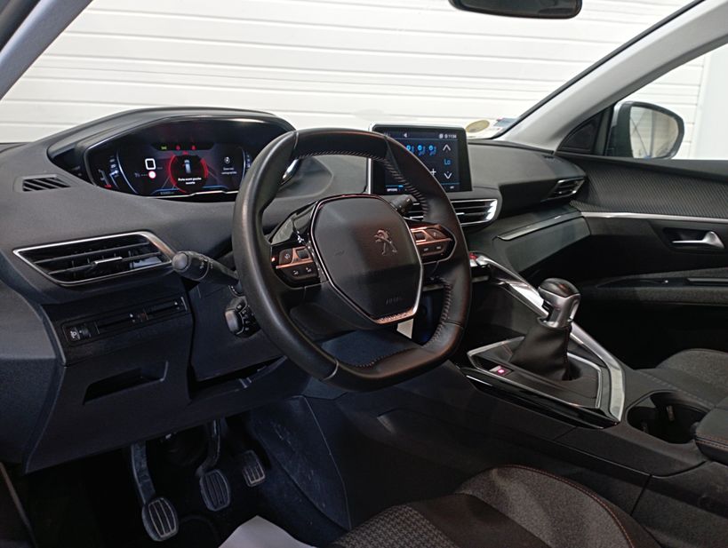 PEUGEOT 5008 BUSINESS 2020 - Photo n°12