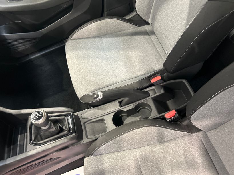 RENAULT CLIO V 2024 - Photo n°18