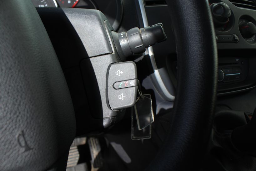 RENAULT KANGOO EXPRESS 2017 - Photo n°12