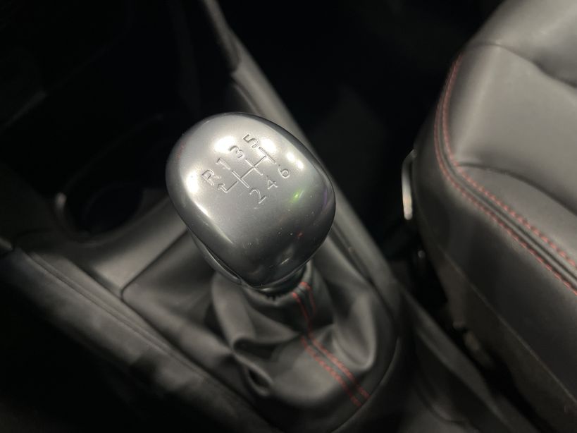PEUGEOT 208 2019 - Photo n°18