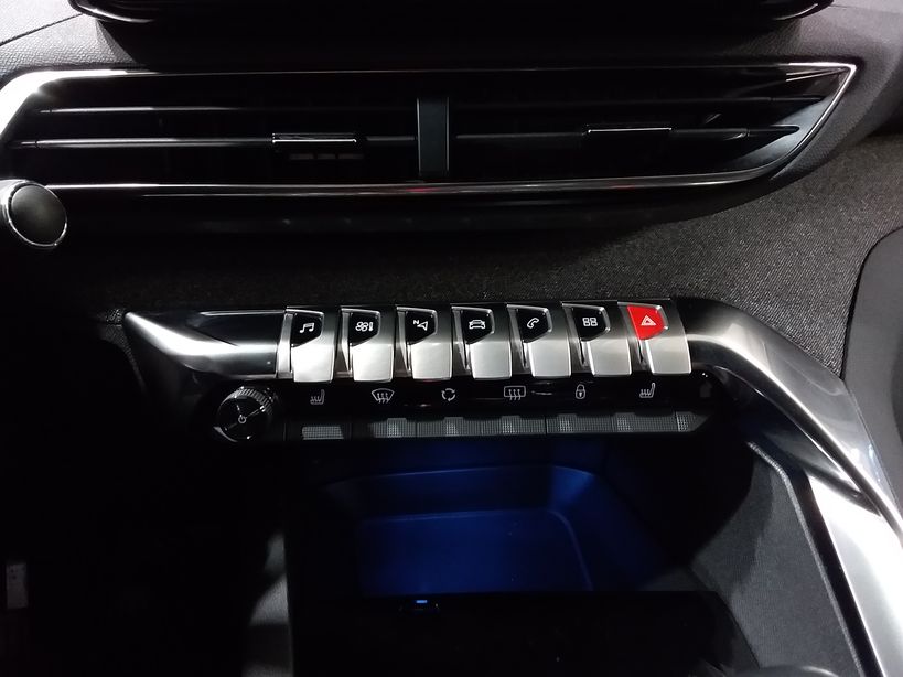 PEUGEOT 5008 2023 - Photo n°23