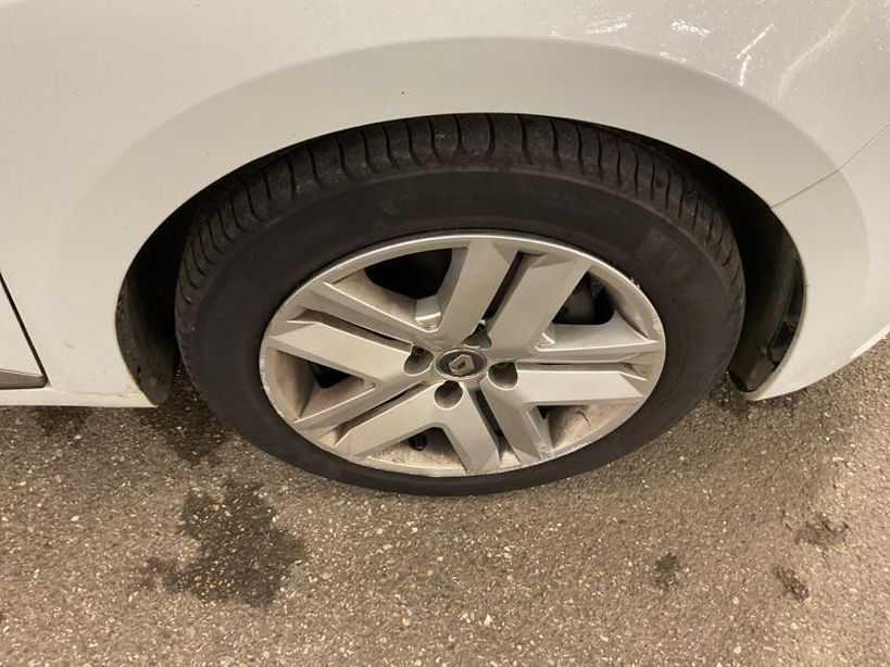 RENAULT CLIO V 2021 - Photo n°3