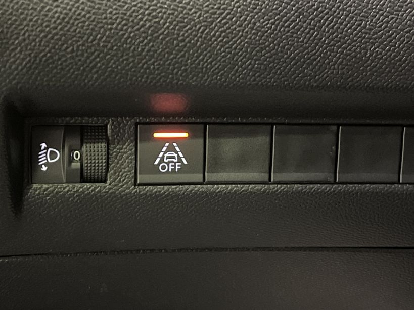 PEUGEOT 2008 2023 - Photo n°35
