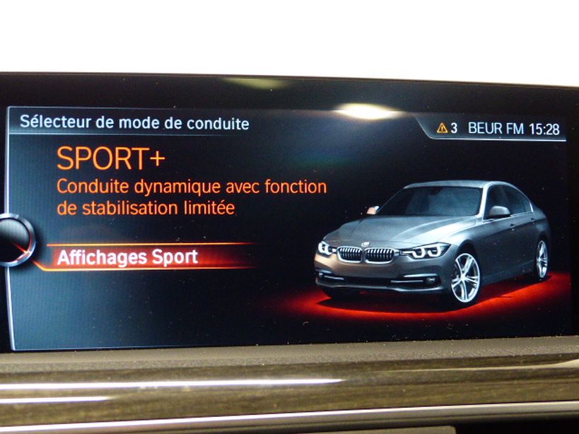 BMW SERIE 3 F30 LCI 2016 - Photo n°24