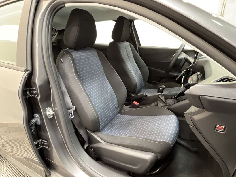 PEUGEOT 208 2020 - Photo n°36
