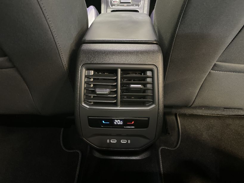 SEAT LEON 2022 - Photo n°10