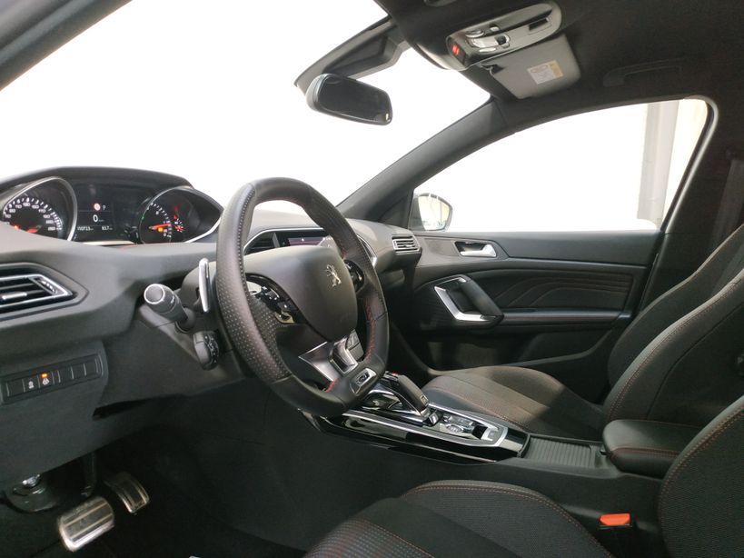PEUGEOT 308 2021 - Photo n°13