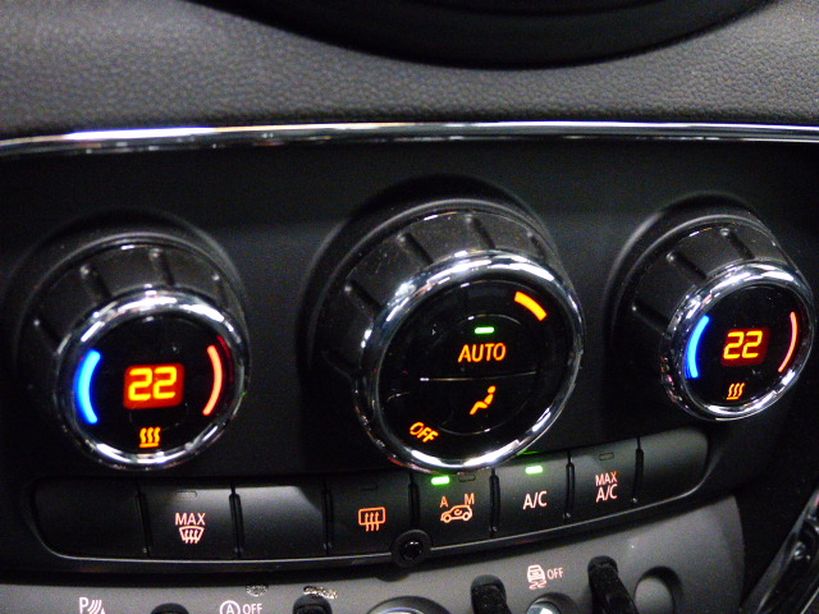 MINI MINI CLUBMAN F54 LCI 2020 - Photo n°10
