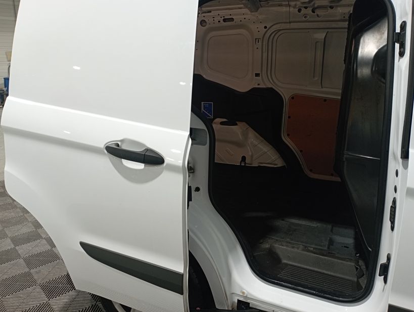 FORD TRANSIT COURIER FOURGON 2021 - Photo n°36