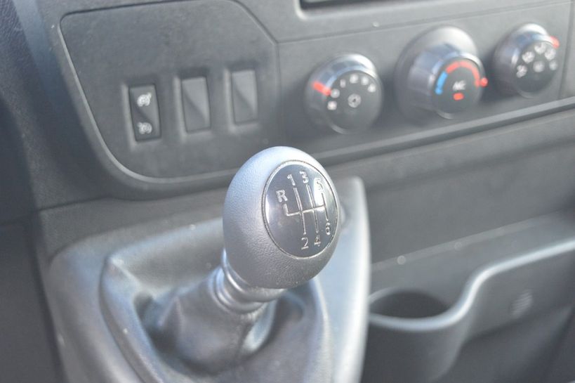 RENAULT MASTER CHASSIS CABINE 2015 - Photo n°9