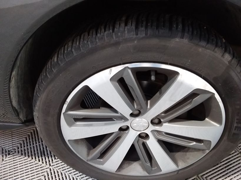 PEUGEOT 3008 2015 - Photo n°1
